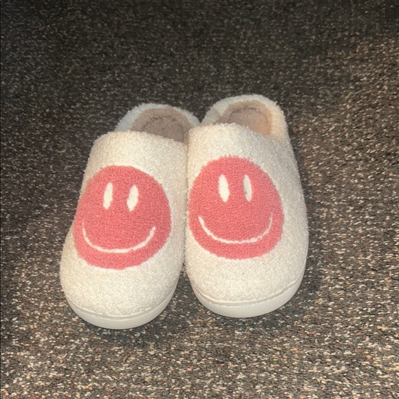Cozy Smiley Face Slippers - Picture 1 of 3